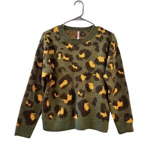 Love By Design womens sweater top Olive and Mustard Animal Print size L